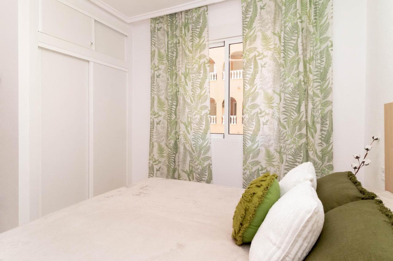 Apartament Piso En El Centro Torrevieja Zewnętrze zdjęcie