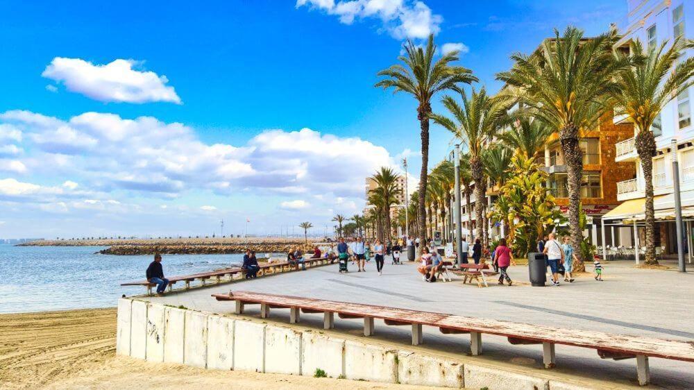 Apartament Piso En El Centro Torrevieja Zewnętrze zdjęcie