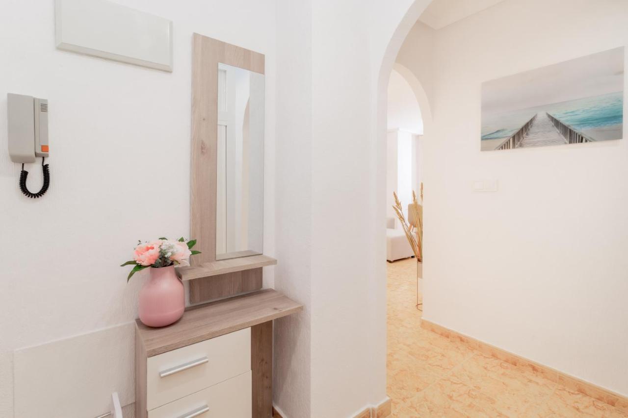 Apartament Piso En El Centro Torrevieja Zewnętrze zdjęcie