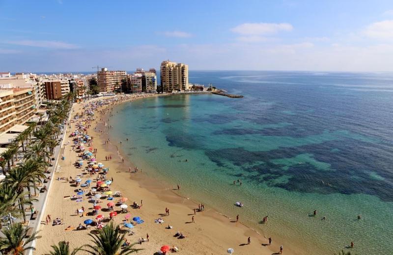 Apartament Piso En El Centro Torrevieja Zewnętrze zdjęcie